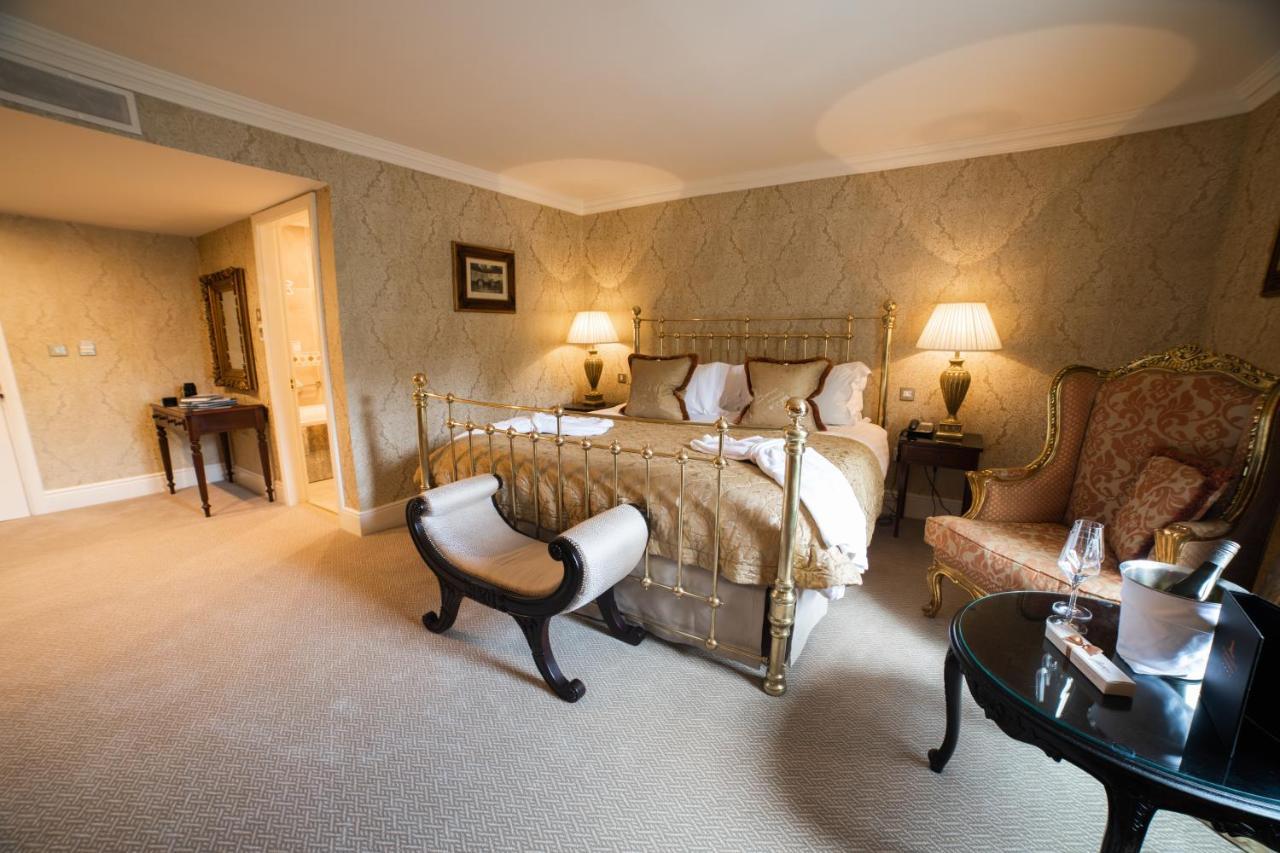 Finnstown Castle Hotel Lucan Εξωτερικό φωτογραφία