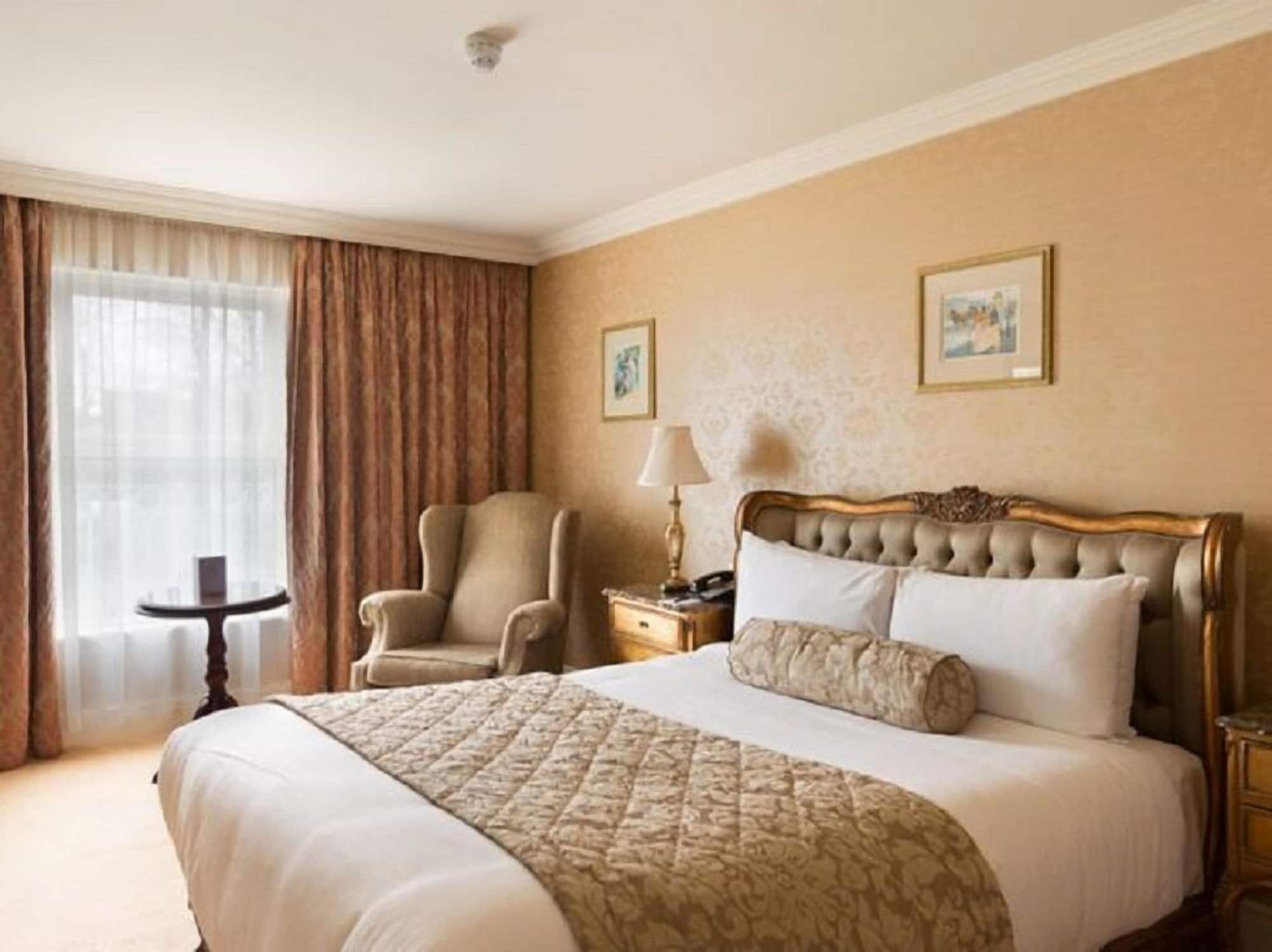 Finnstown Castle Hotel Lucan Εξωτερικό φωτογραφία