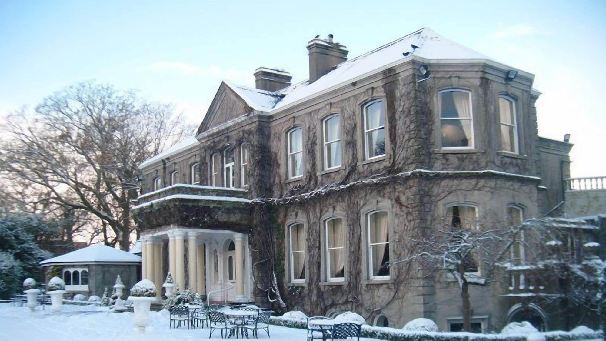 Finnstown Castle Hotel Lucan Εξωτερικό φωτογραφία