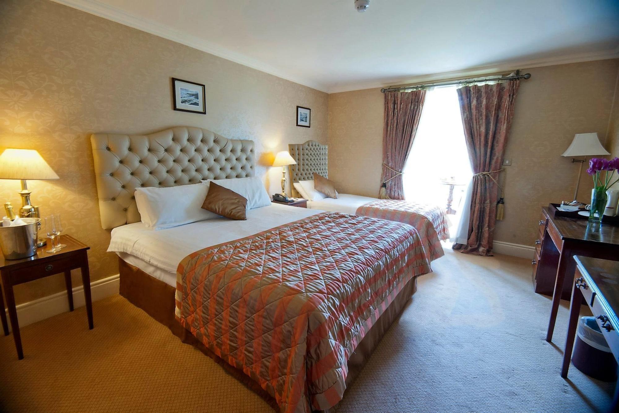 Finnstown Castle Hotel Lucan Εξωτερικό φωτογραφία