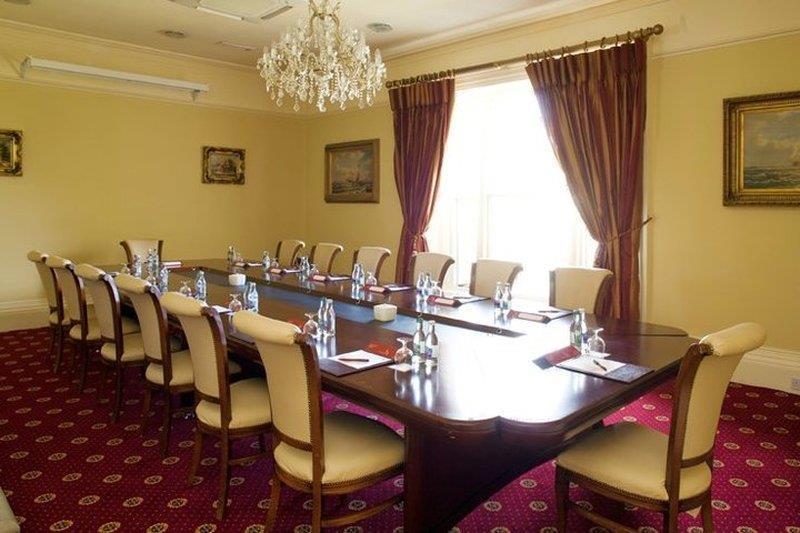 Finnstown Castle Hotel Lucan Επιχειρήσεις φωτογραφία