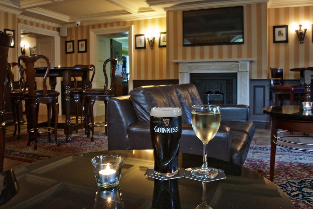 Finnstown Castle Hotel Lucan Εξωτερικό φωτογραφία